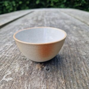 Tiny bowl - white