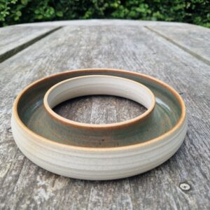 Posy ring (flower arranging) - blue